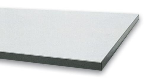 Tavolo di montaggio per uso industriale