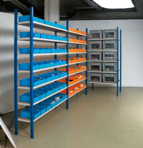 Scaffale con contenitori aperti per parti oleose