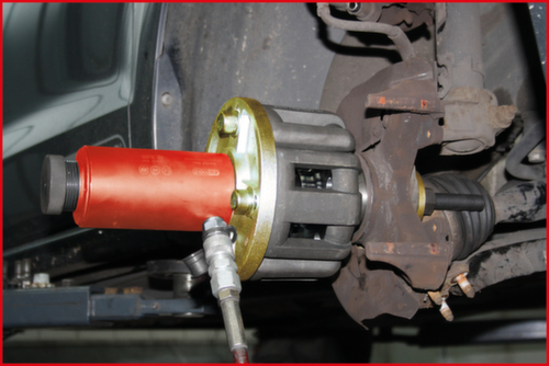 Set di utensili universali per il montaggio di cuscinetti di ruote compatte