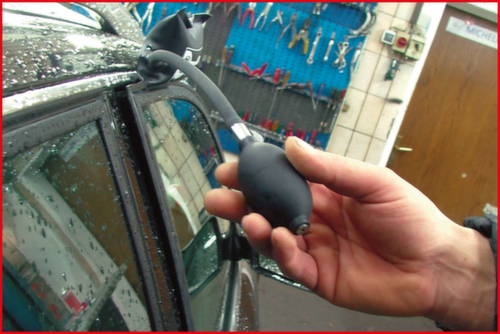 Set di cuscinetti a pressione con pompa manuale