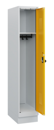 C+P Armadietto scolastico Evolo PLUS con zoccolo