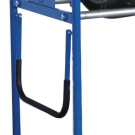 Timone di traino per scaffale per pneumatici