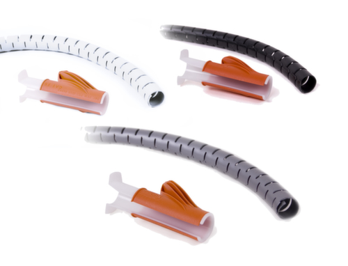 Scivolo per cavi con ausilio per l'inserimento