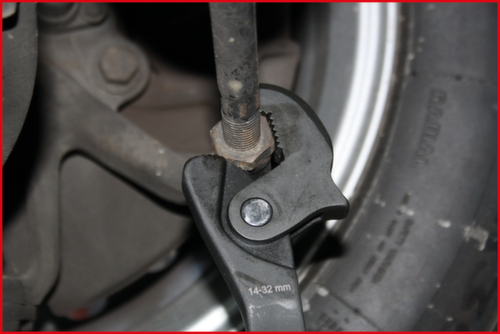 Chiave multifunzione a una mano