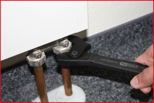 Chiave multifunzione a una mano