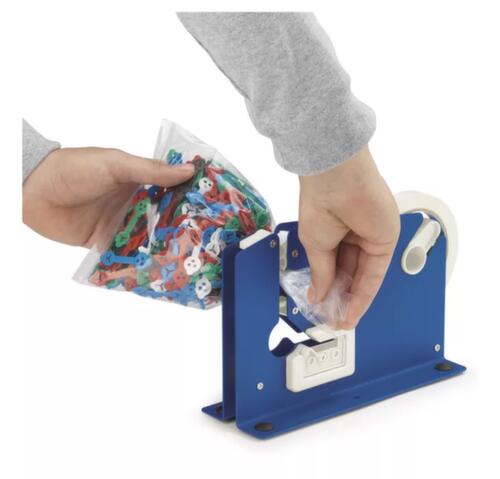 Dispositivo per la sigillatura dei sacchetti