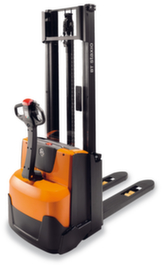 Toyota Transpallet elettrico BT con montante telescopico duplex