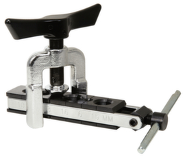 Strumento di svasatura metrico con dispositivo di serraggio rapido