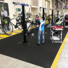 Piastrella in gomma anti-fatica Superficie antiscivolo a buccia d'arancia